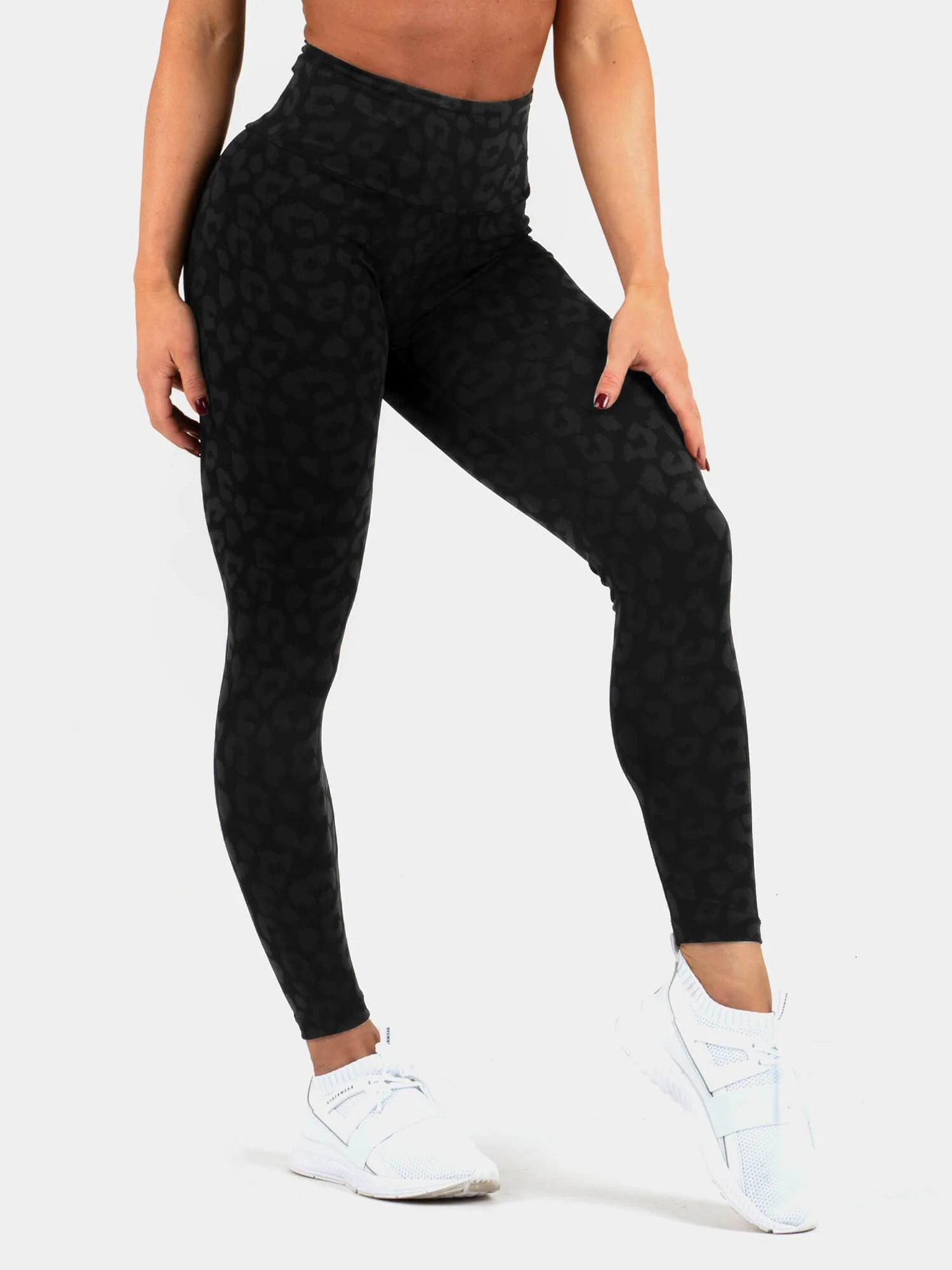 Instinct Scrunch Bum Leggings - Leopard Black - Image 3